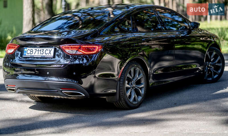 Седан Chrysler 200 2015 в Чернигове