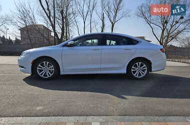 Седан Chrysler 200 2016 в Киеве