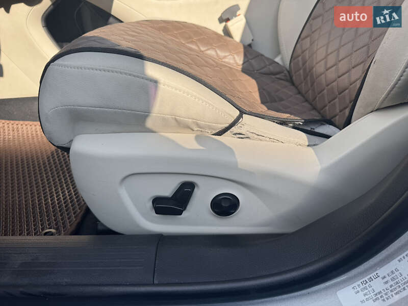 Седан Chrysler 200 2015 в Хусте фото 9 Седан Chrysler 200 2015 в Хусте