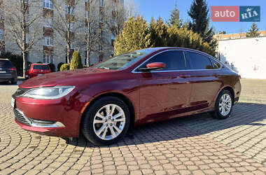 Седан Chrysler 200 2014 в Львове