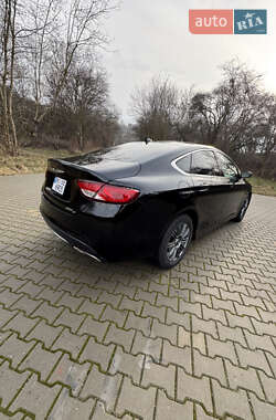 Седан Chrysler 200 2014 в 
