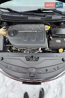 Седан Chrysler 200 2014 в 