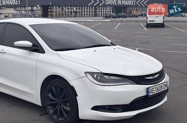 Седан Chrysler 200 2015 в Днепре