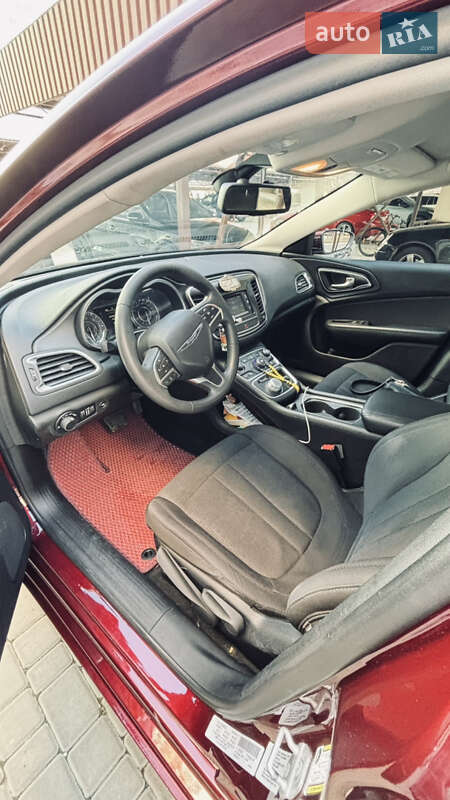 Седан Chrysler 200 2015 в Одессе