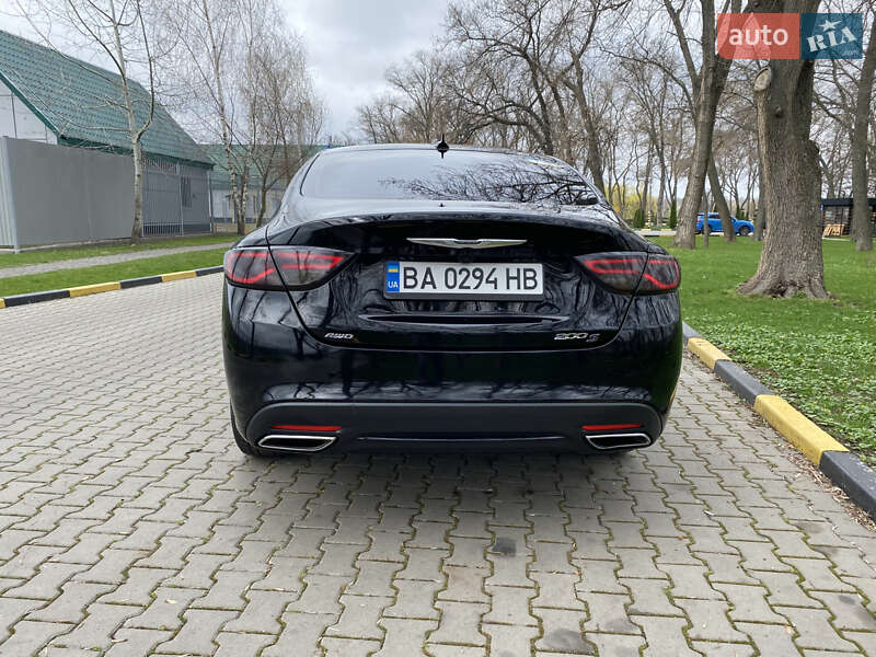 Седан Chrysler 200 2014 в Александрие