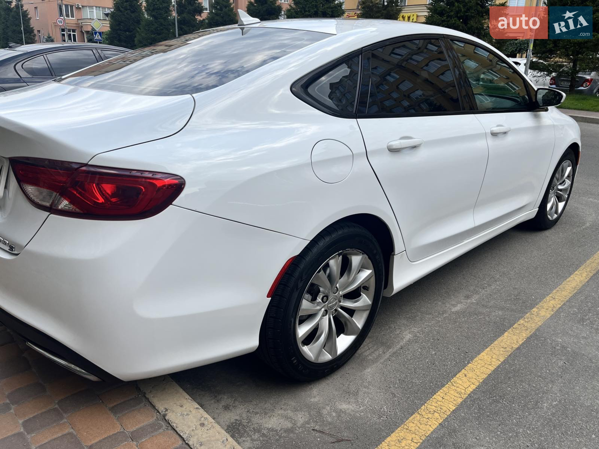 2015 Chrysler 200 - мініатюра 6