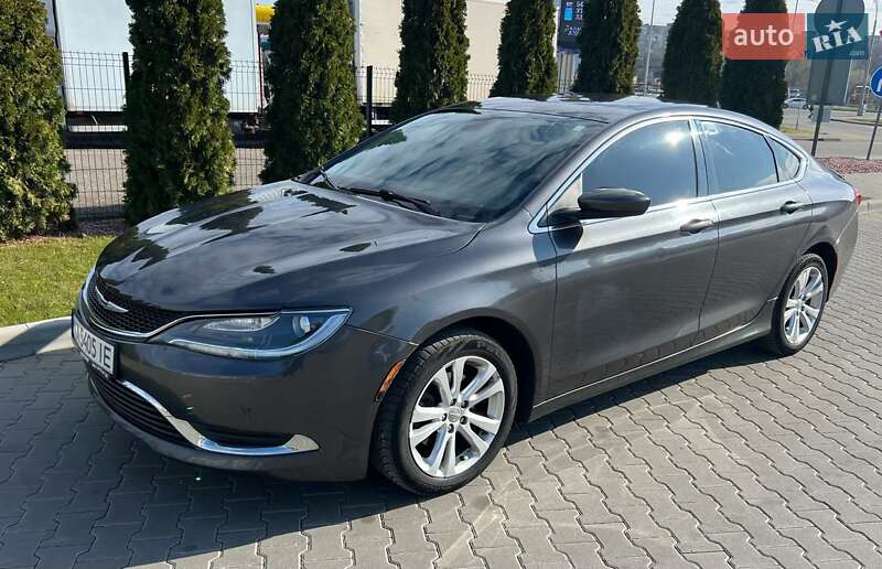Chrysler 200 2015