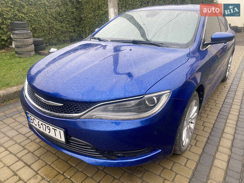 Седан Chrysler 200 2014 в 