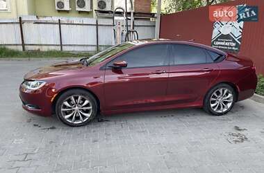 Седан Chrysler 200 2015 в 