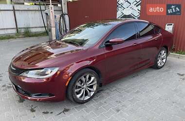 Седан Chrysler 200 2015 в 