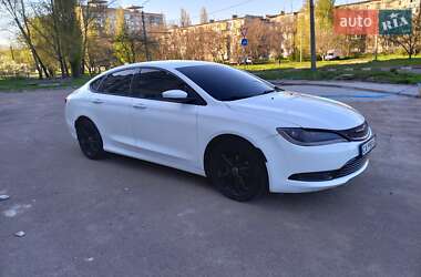 Седан Chrysler 200 2016 в 