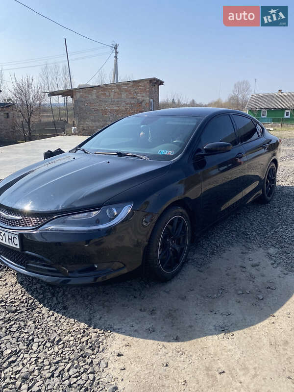 Седан Chrysler 200 2016 в Владимире