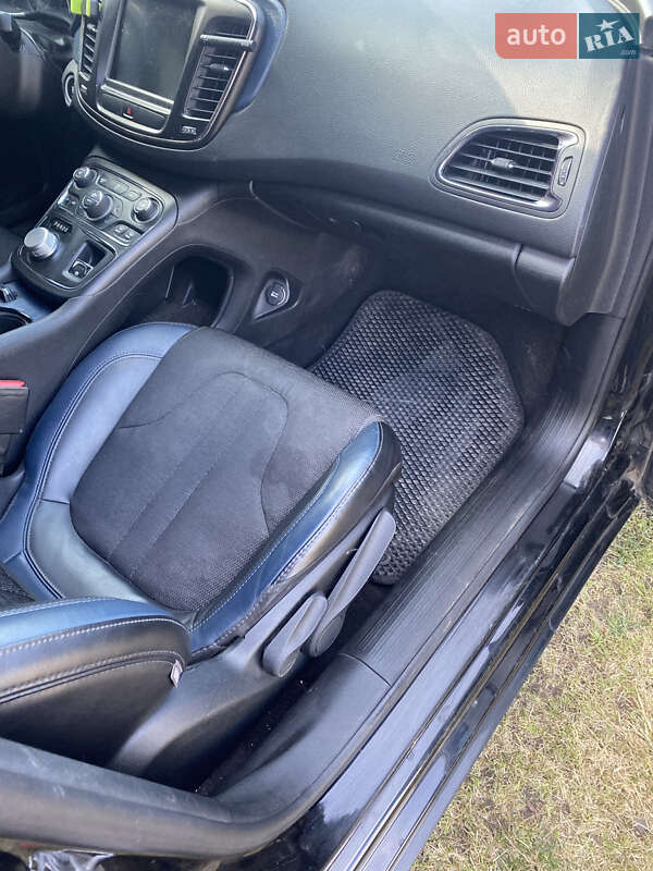 Седан Chrysler 200 2016 в Владимире фото 15 Седан Chrysler 200 2016 в Владимире