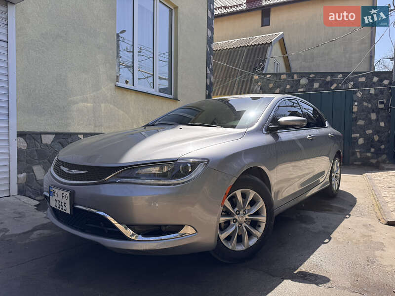 Седан Chrysler 200 2014 в Чорноморську