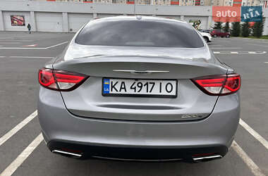 Седан Chrysler 200 2015 в 