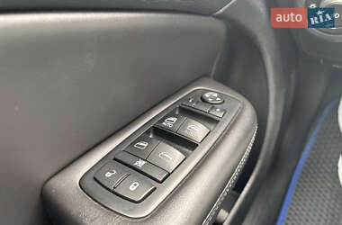 Седан Chrysler 200 2015 в 