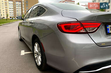 Седан Chrysler 200 2014 в 