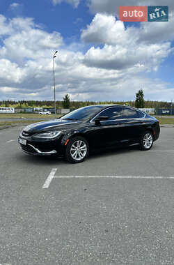 Седан Chrysler 200 2015 в Києві