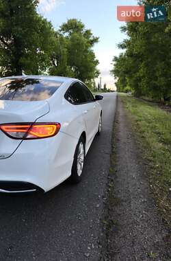 Седан Chrysler 200 2014 в 