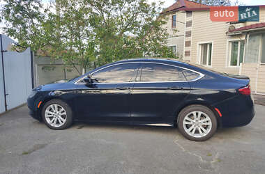 Седан Chrysler 200 2016 в 