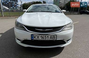 Седан Chrysler 200 2016 в 