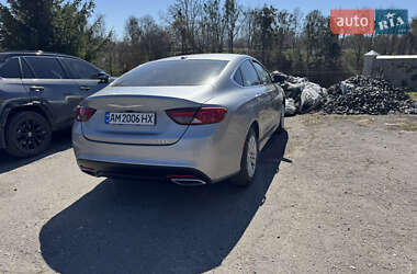 Седан Chrysler 200 2016 в 