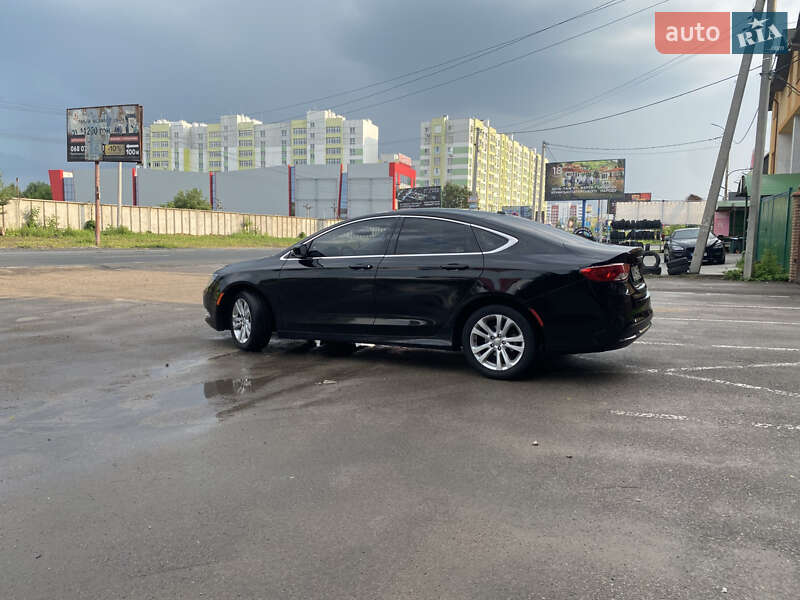 Седан Chrysler 200 2015 в Киеве