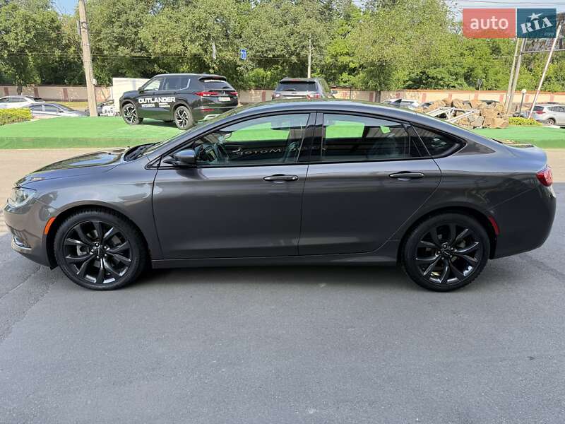 Седан Chrysler 200 2015 в Одессе