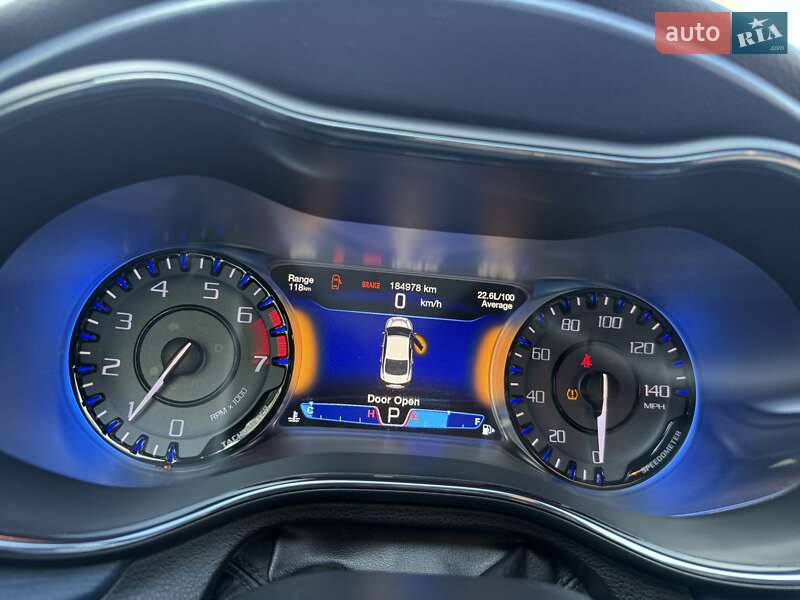 Седан Chrysler 200 2015 в Одессе