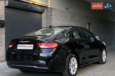 Седан Chrysler 200 2016 в 