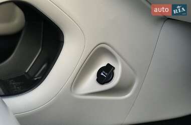 Седан Chrysler 200 2016 в 