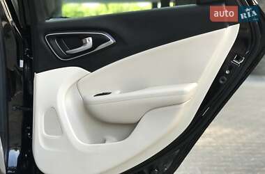 Седан Chrysler 200 2016 в 