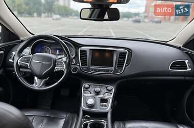 Седан Chrysler 200 2014 в 