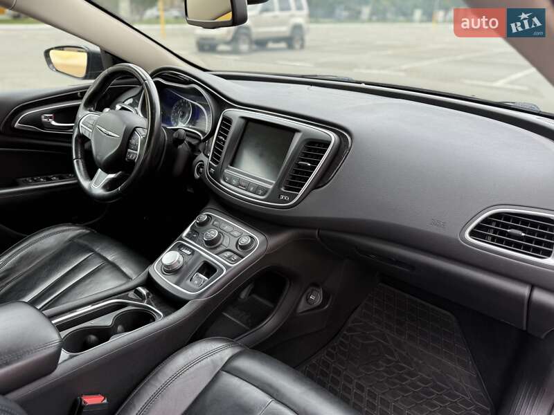 Седан Chrysler 200 2014 в Киеве фото 9 Седан Chrysler 200 2014 в Киеве