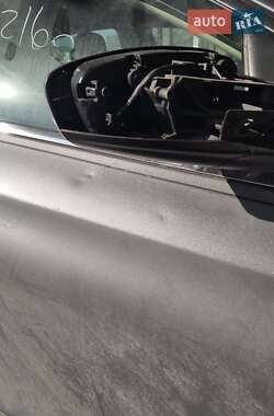 Седан Chrysler 200 2015 в 