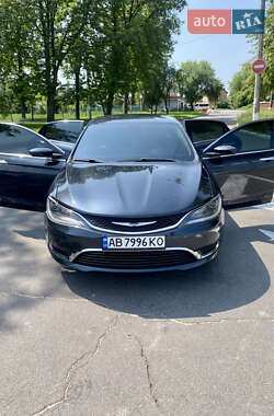 Седан Chrysler 200 2016 в 