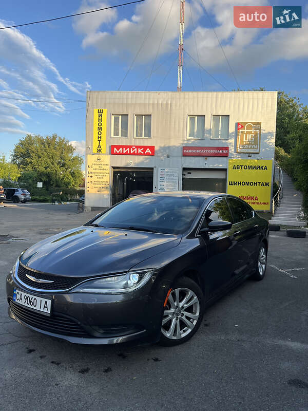 Chrysler 200 2016