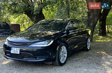 Седан Chrysler 200 2015 в Чернівцях