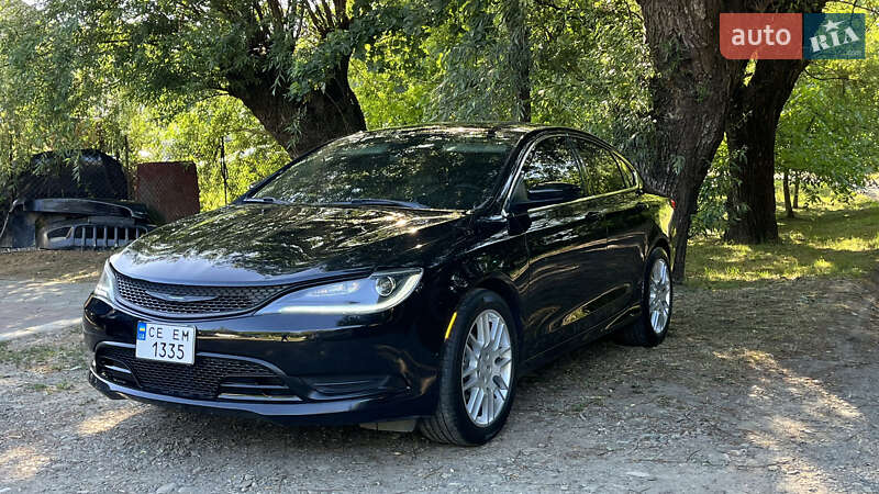 Седан Chrysler 200 2015 в 