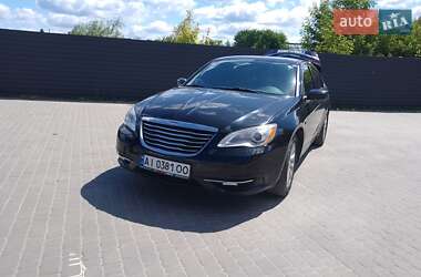 Седан Chrysler 200 2013 в Ирпене
