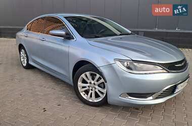 Седан Chrysler 200 2015 в 