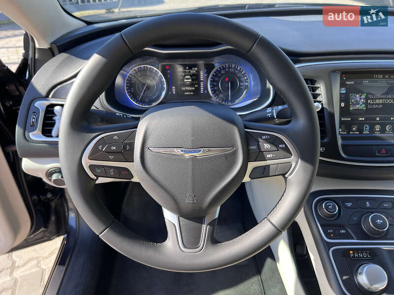 Седан Chrysler 200 2016 в Нововолинську фото 18 Седан Chrysler 200 2016 в Нововолинську