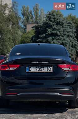 Седан Chrysler 200 2015 в 