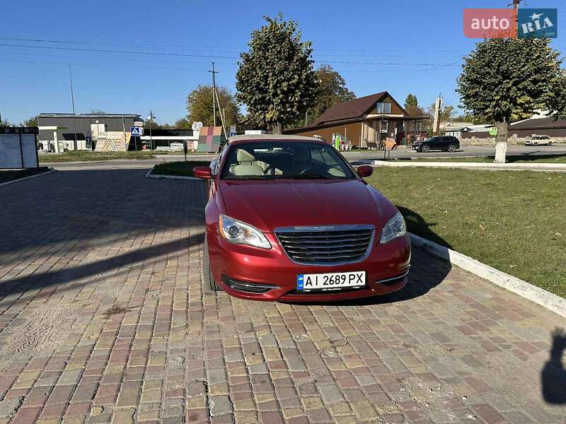 Кабриолет Chrysler 200 2011 в Липовце фото 10 Кабриолет Chrysler 200 2011 в Липовце