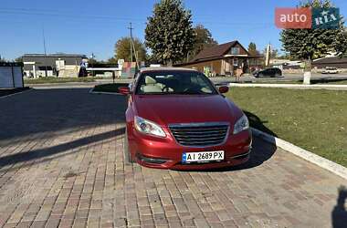 Кабриолет Chrysler 200 2011 в 
