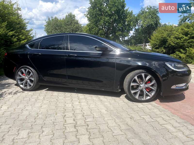 Седан Chrysler 200 2014 в Шепетовке