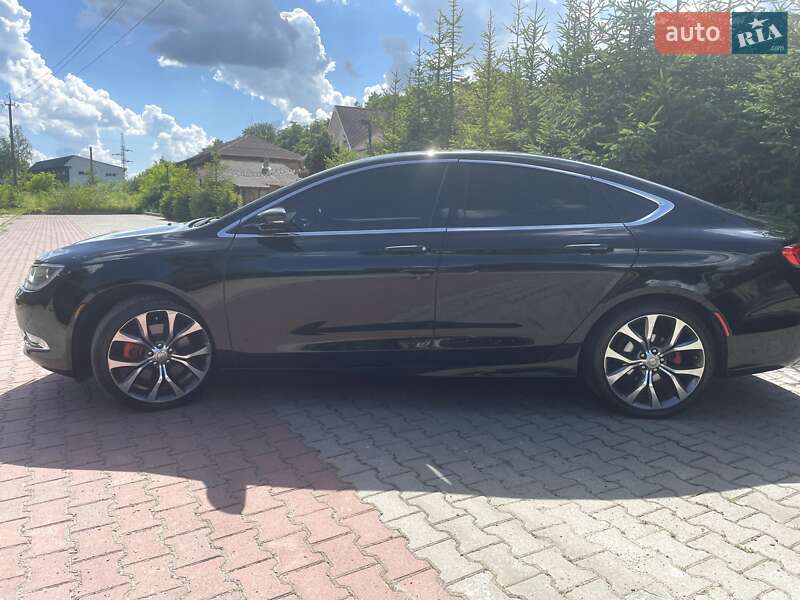 Седан Chrysler 200 2014 в Шепетовке