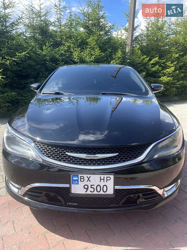 Седан Chrysler 200 2014 в Шепетовке