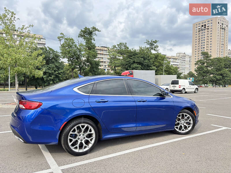 Седан Chrysler 200 2014 в Киеве