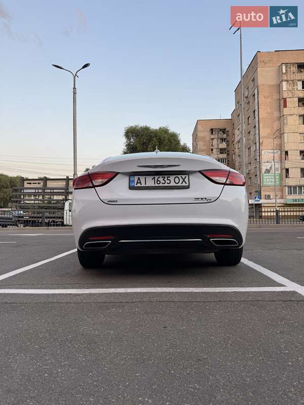 Седан Chrysler 200 2014 в Киеве